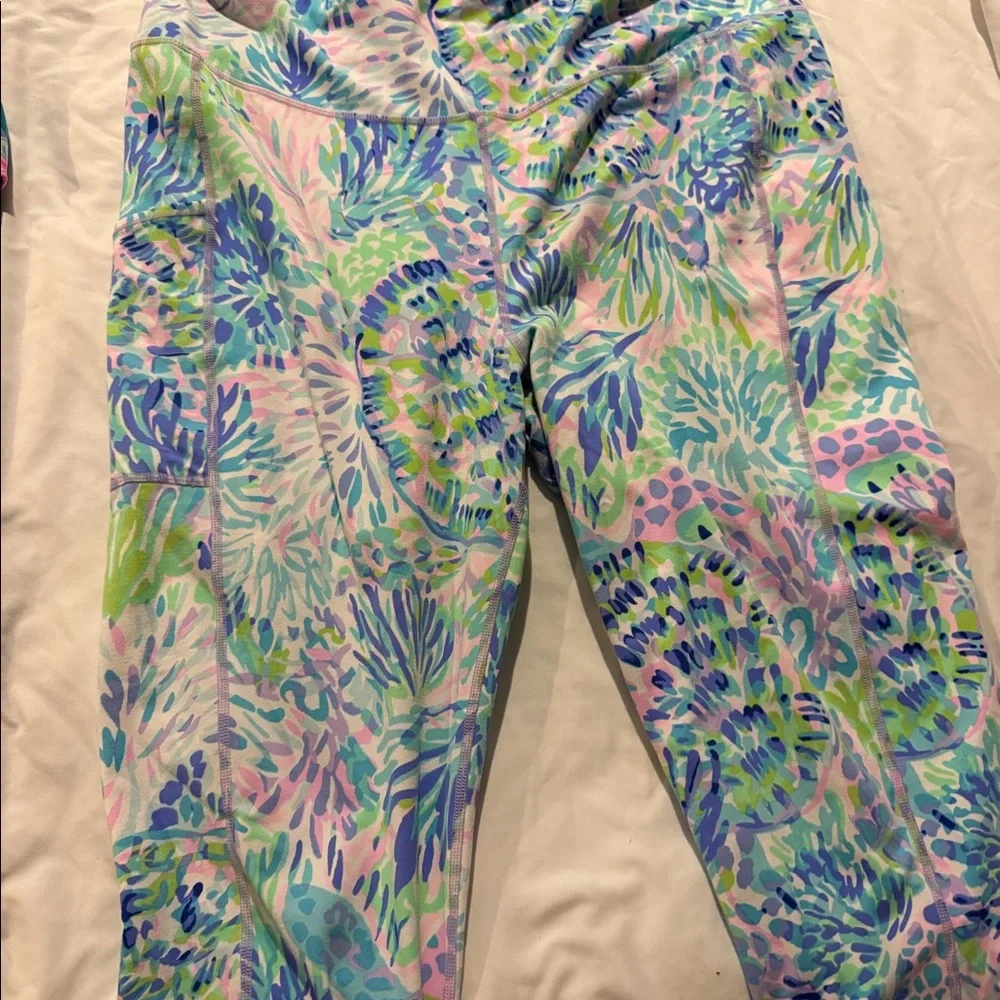 Lilly Pulitzer | Luxletic Cropped Leggings - Size XXL - Picture 4 of 4